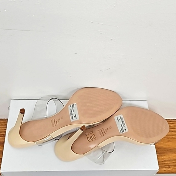 SCHUTZ ARIELLA VINYL AND LEATHER SANDAL. - Picture 5 of 9